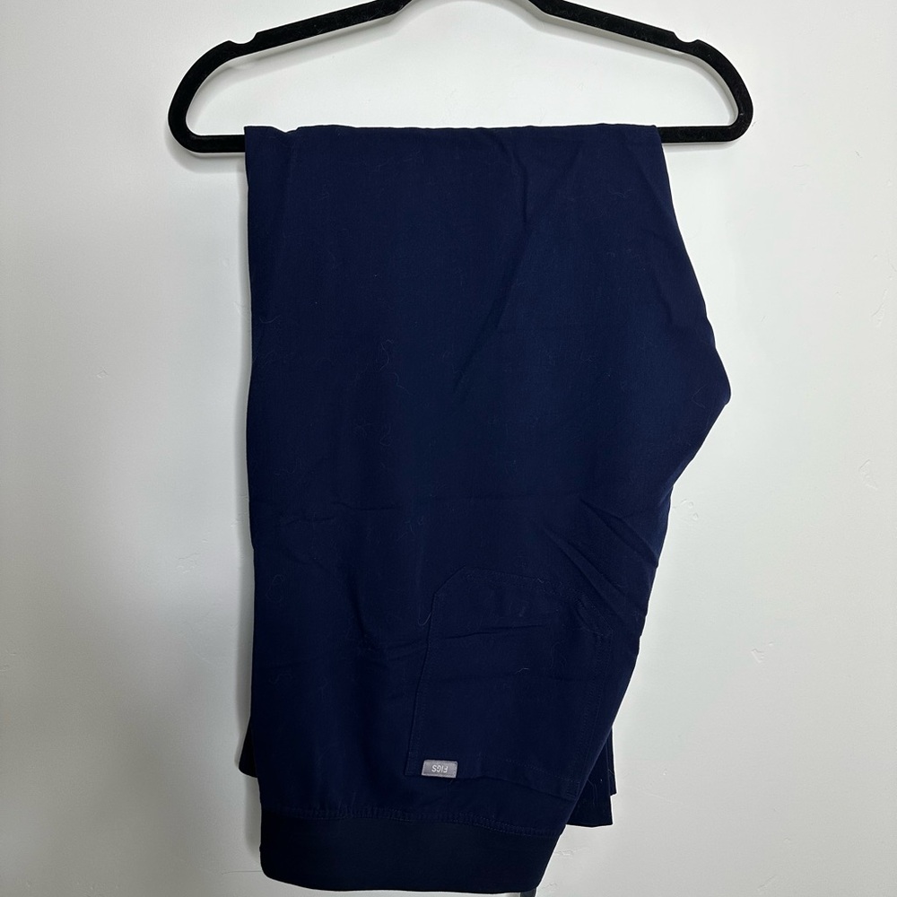 FIGS Navy Livingston Scrub Bottoms XXL Tall